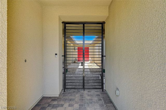 7998 West Ford Avenue, Las Vegas, NV 89113