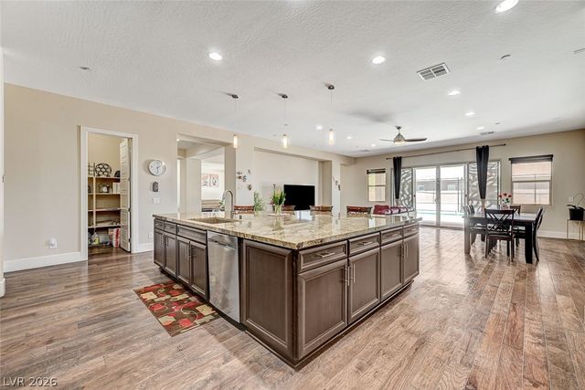 7998 West Ford Avenue, Las Vegas, NV 89113