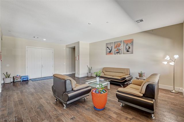 7998 West Ford Avenue, Las Vegas, NV 89113