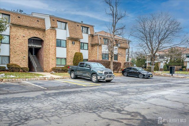 707 Edison Glen Terrace, Edison, NJ 08837