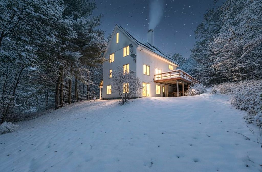 166 Thatcher Road, Bolton, VT 05477