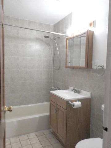 1544 Ohm Avenue, Bronx, NY 10465
