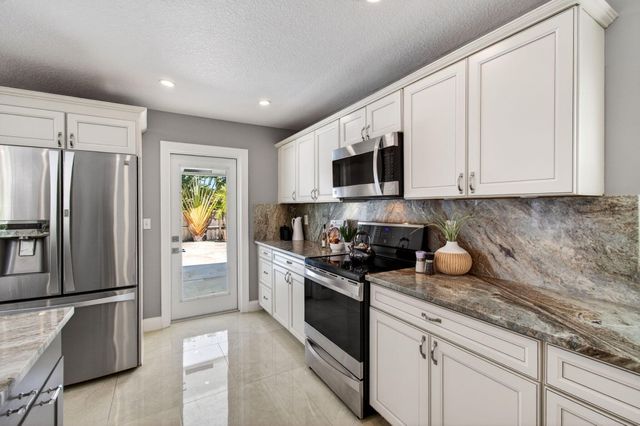 17634 Lake Park Road, Boca Raton, FL 33487