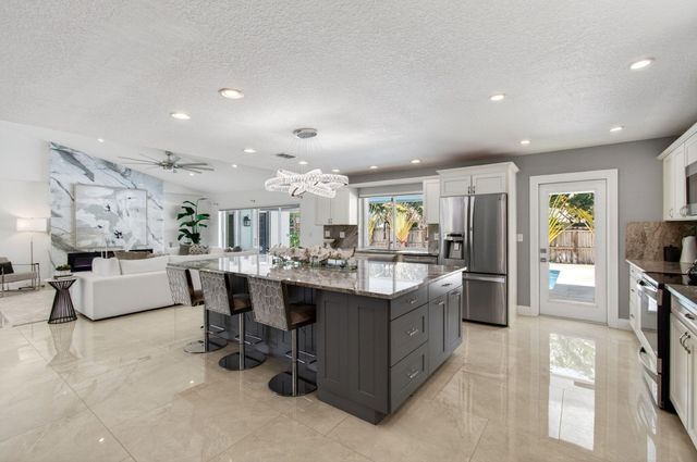 17634 Lake Park Road, Boca Raton, FL 33487