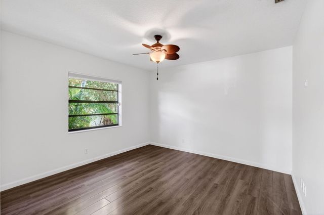 17634 Lake Park Road, Boca Raton, FL 33487