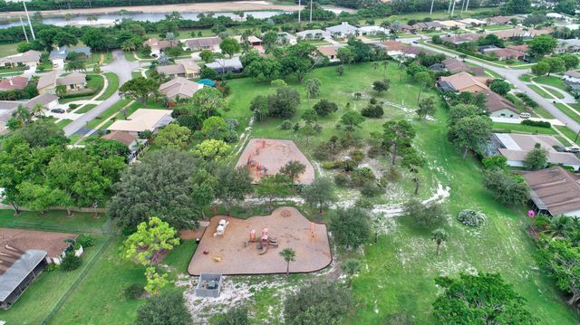 17634 Lake Park Road, Boca Raton, FL 33487