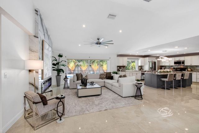 17634 Lake Park Road, Boca Raton, FL 33487
