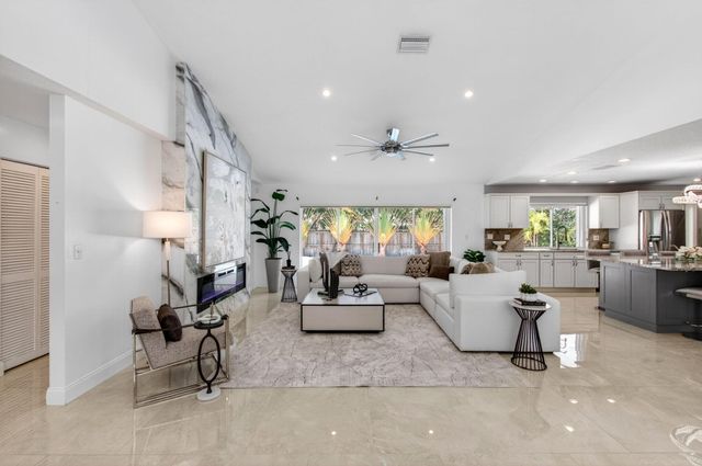 17634 Lake Park Road, Boca Raton, FL 33487