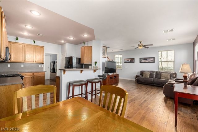 6250 West Arby Avenue 143, Las Vegas, NV 89118