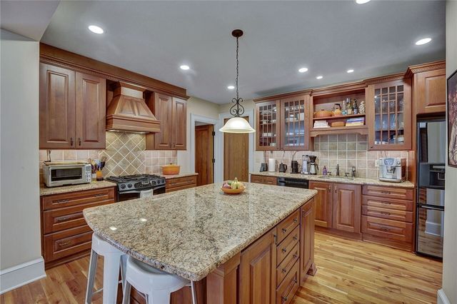 65 Jackson Avenue, Bradford City, PA 16701