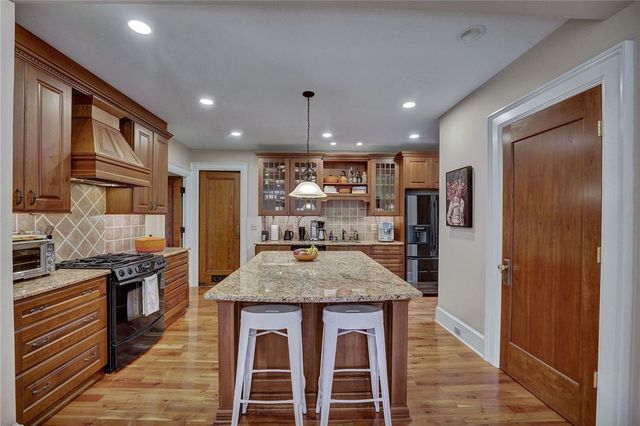 65 Jackson Avenue, Bradford City, PA 16701