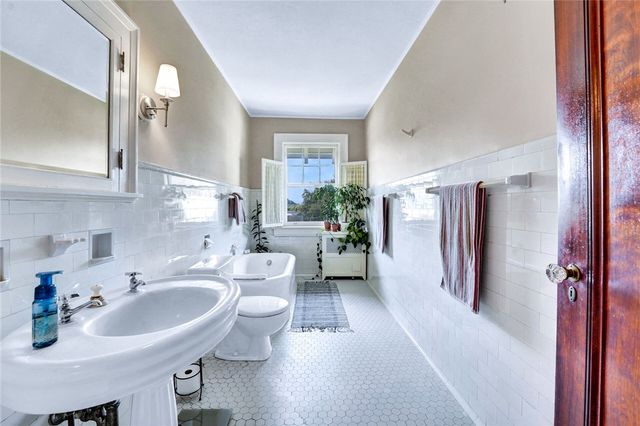 65 Jackson Avenue, Bradford City, PA 16701