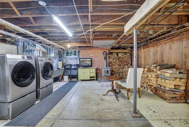 65 Jackson Avenue, Bradford City, PA 16701