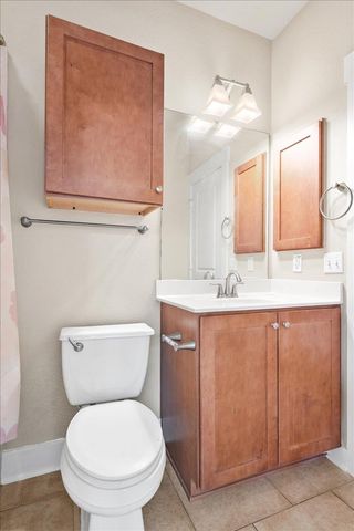 1601 Miriam Ave 202, Austin, TX 78702