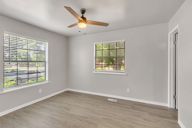 1809 S Birch Avenue, Broken Arrow, OK 74012