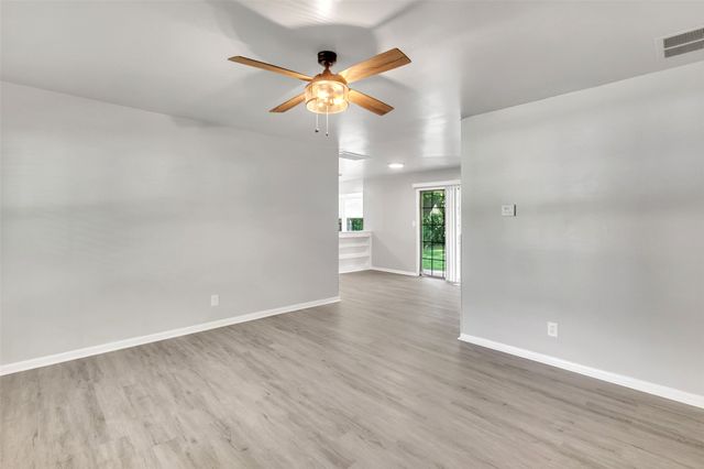 1809 S Birch Avenue, Broken Arrow, OK 74012