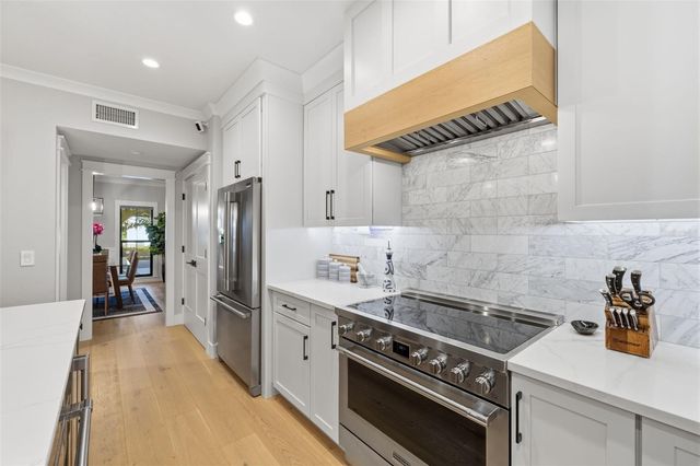 417 S PALOMA PLACE, Tampa, FL 33609