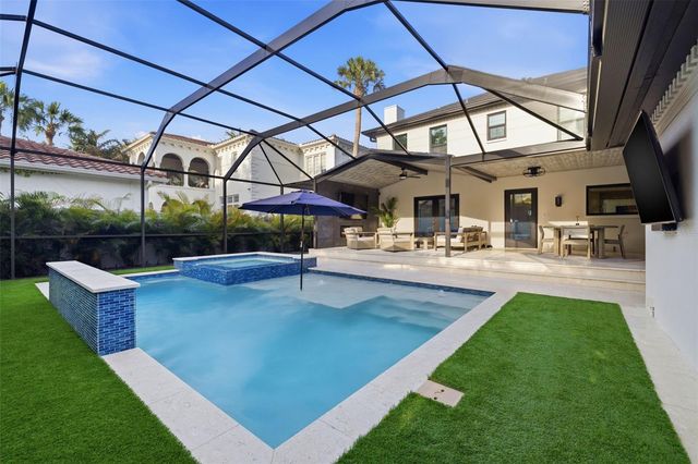 417 S PALOMA PLACE, Tampa, FL 33609