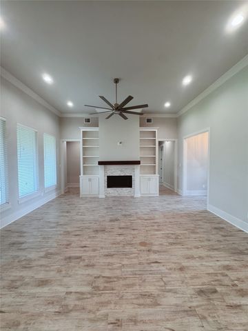 262 Poydras Avenue, Bossier City, LA 71111