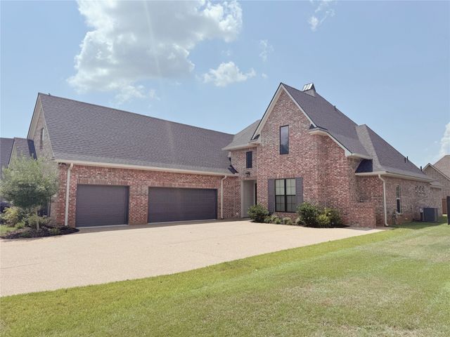 262 Poydras Avenue, Bossier City, LA 71111