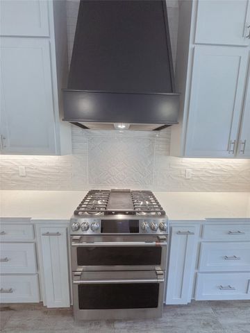 262 Poydras Avenue, Bossier City, LA 71111