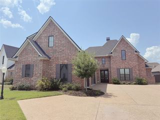 262 Poydras Avenue, Bossier City, LA 71111