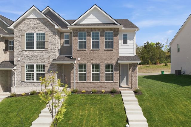 320 Lynwood Station Blvd, Mount Juliet, TN 37122
