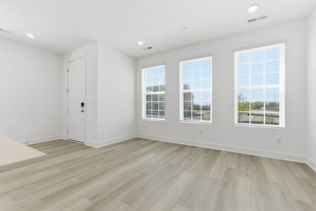 320 Lynwood Station Blvd, Mount Juliet, TN 37122