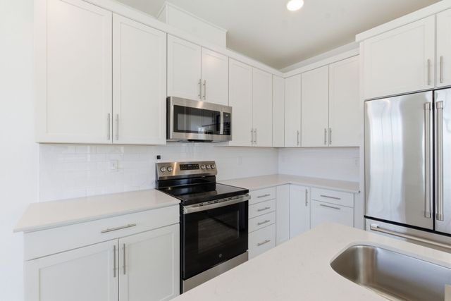320 Lynwood Station Blvd, Mount Juliet, TN 37122