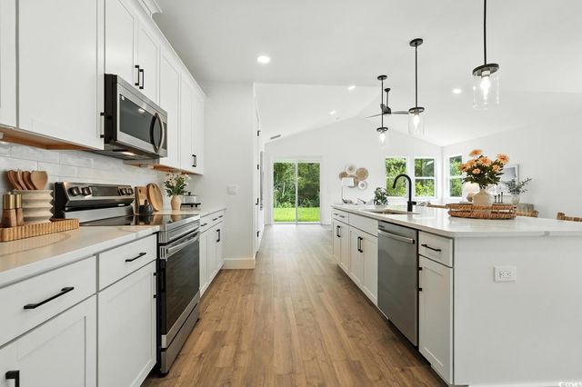 4900 Huckleberry Ln., Conway, SC 29526