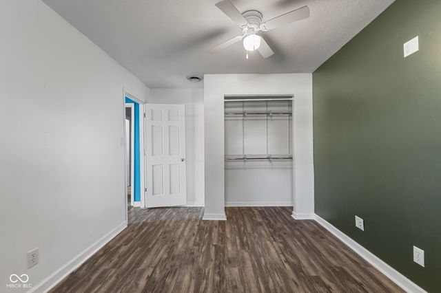 230 Parkview Drive, Whiteland, IN 46184