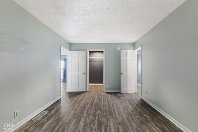 230 Parkview Drive, Whiteland, IN 46184