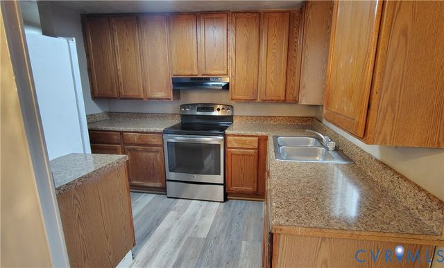 15720 Timberline Dr, South Chesterfield, VA 23834