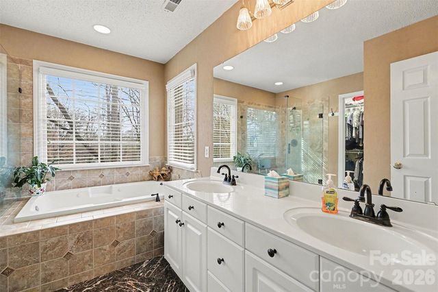 634 Peacehaven Road, Kannapolis, NC 28083