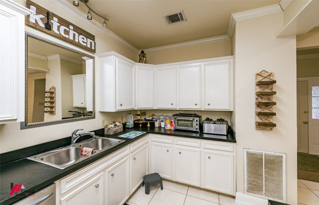 266 Stark Road, Stonewall, LA 71078