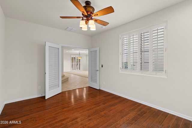 3724 E Robin Lane, Phoenix, AZ 85050