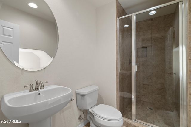 3724 E Robin Lane, Phoenix, AZ 85050