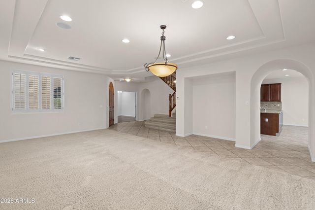 3724 E Robin Lane, Phoenix, AZ 85050