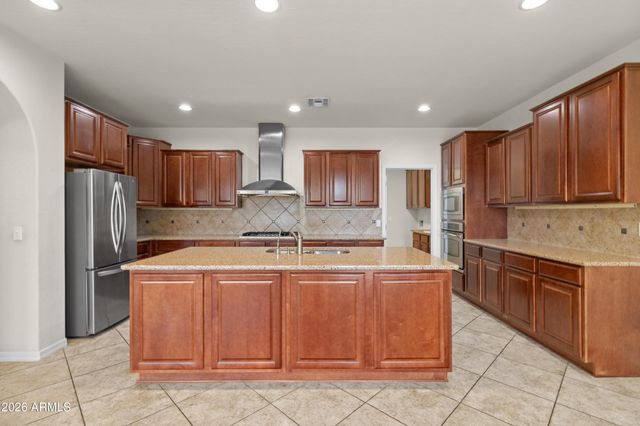 3724 E Robin Lane, Phoenix, AZ 85050