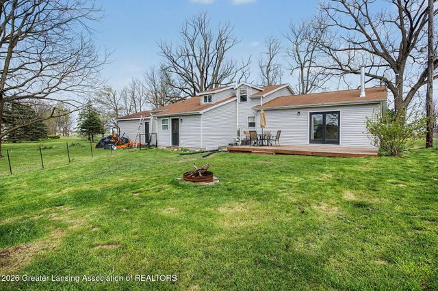 296 S College Road, Mason, MI 48854