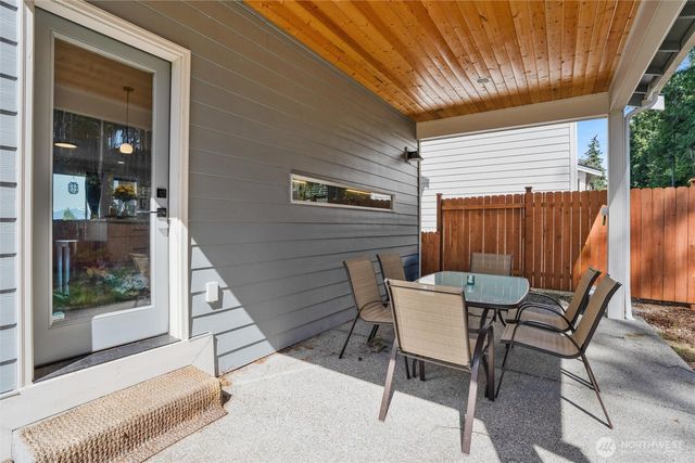 1940 NW Rustling Fir Lane, Silverdale, WA 98383