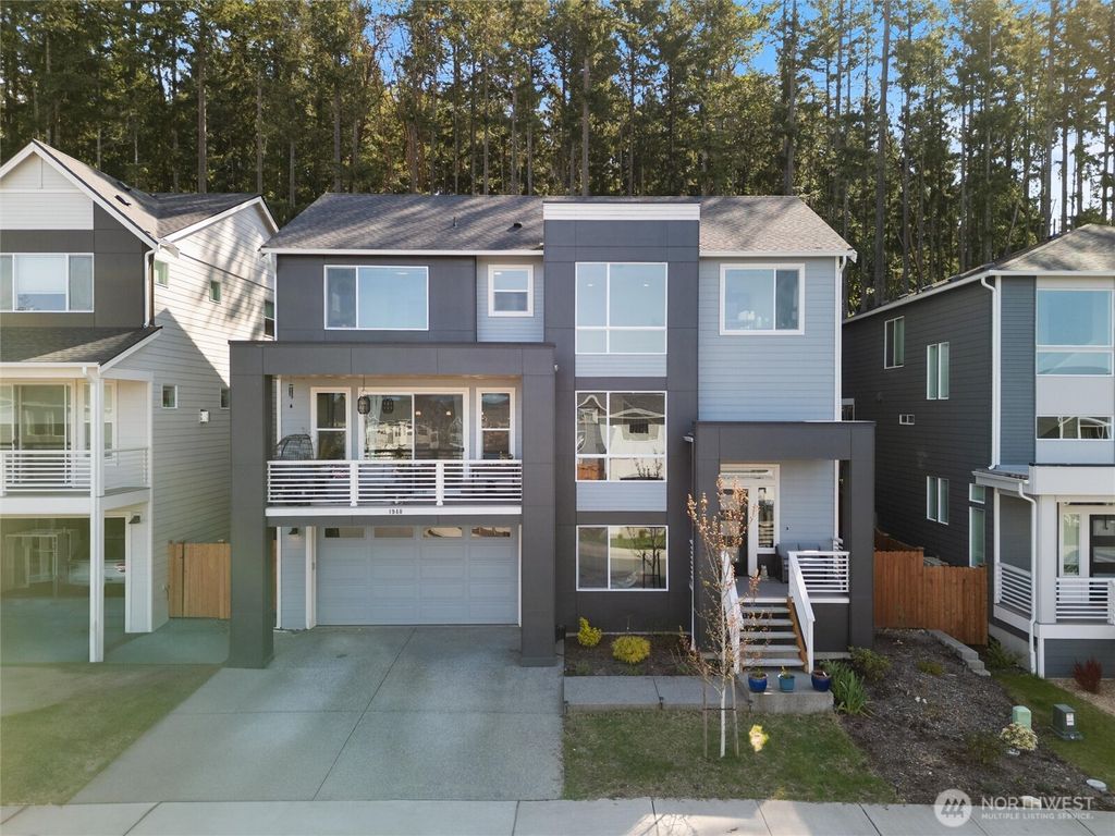 1940 NW Rustling Fir Lane, Silverdale, WA 98383