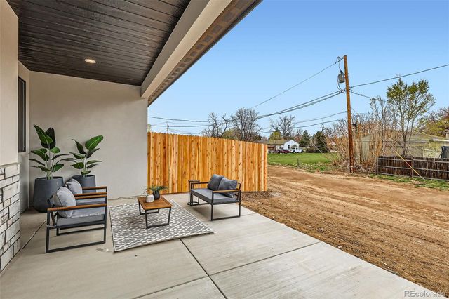 21 S Gray Street, Lakewood, CO 80226