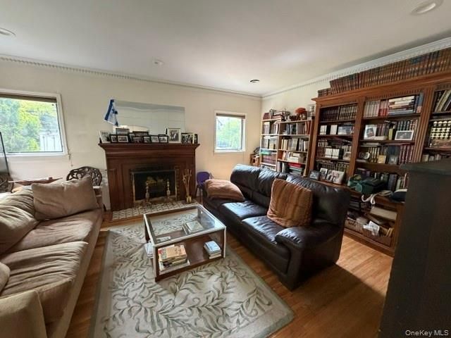 13843 76th Avenue, Flushing, NY 11367