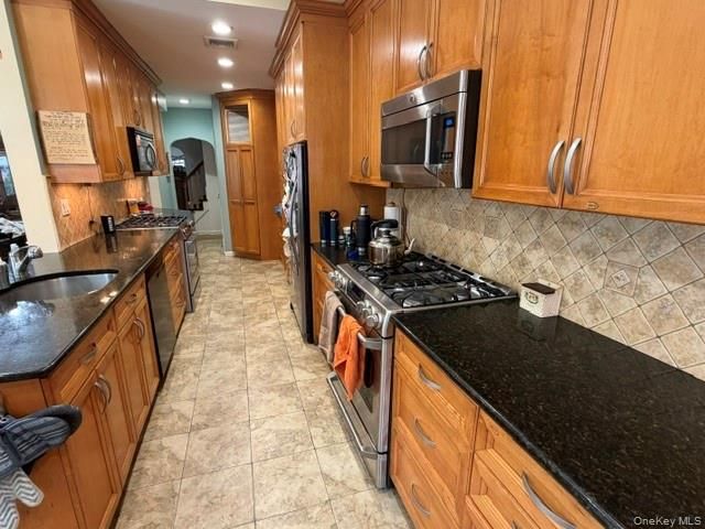 13843 76th Avenue, Flushing, NY 11367