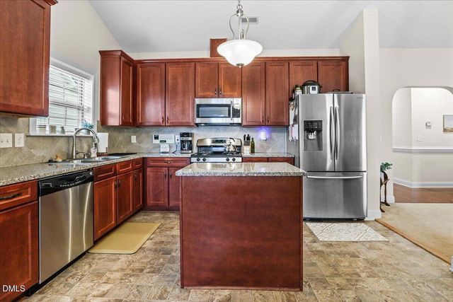 324 Lynshire Avenue, Clayton, NC 27527