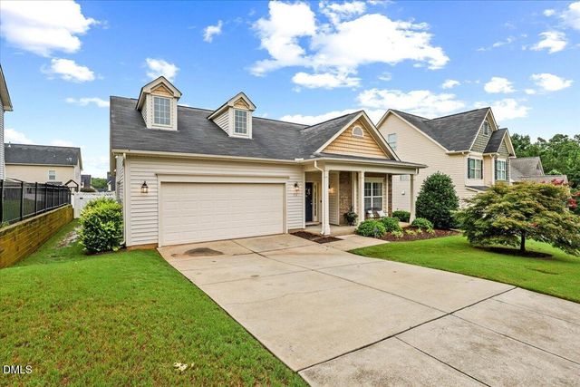 324 Lynshire Avenue, Clayton, NC 27527