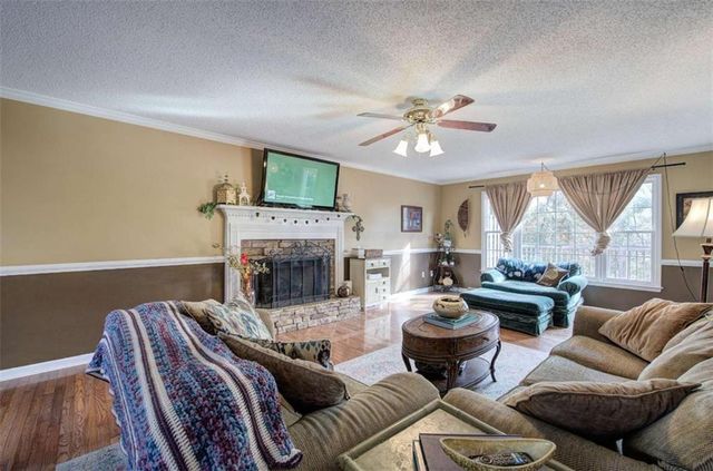 35 Miltons Walk SE, Cartersville, GA 30120