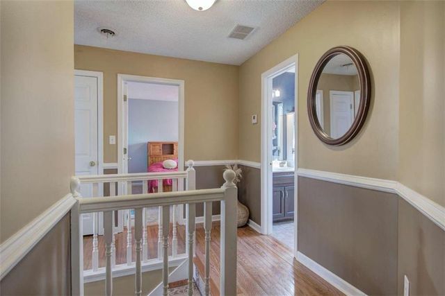 35 Miltons Walk SE, Cartersville, GA 30120