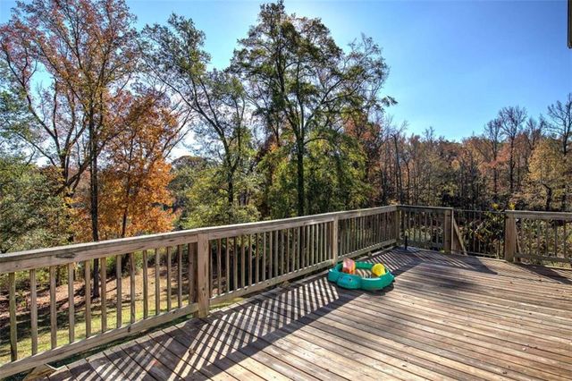 35 Miltons Walk SE, Cartersville, GA 30120